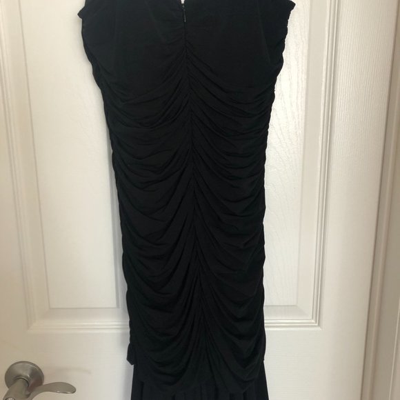 BCBG Prom / Semi-formal dress - Picture 4 of 4